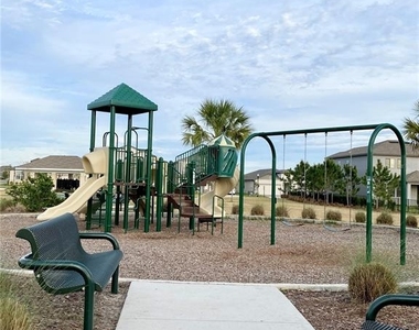 33879 Astoria Cir - Photo Thumbnail 64