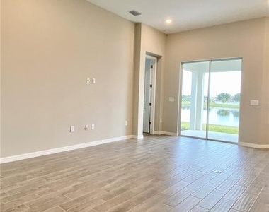 33879 Astoria Cir - Photo Thumbnail 24