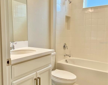 33879 Astoria Cir - Photo Thumbnail 18