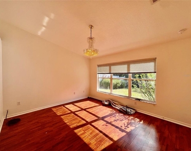 30728 Iverson Drive - Photo Thumbnail 10