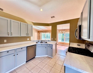 30728 Iverson Drive - Photo Thumbnail 7