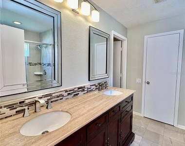 30728 Iverson Drive - Photo Thumbnail 12