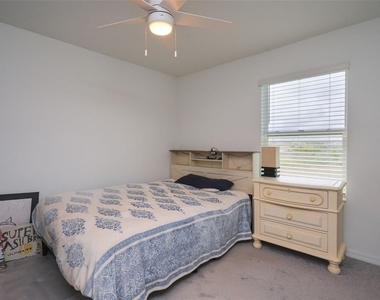 10059 Trumpet Honeysuckle Way - Photo Thumbnail 38