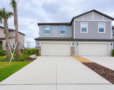 10059 Trumpet Honeysuckle Way - Photo Thumbnail 2
