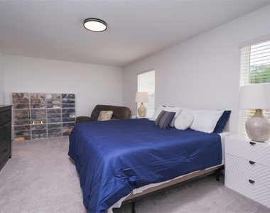 10059 Trumpet Honeysuckle Way - Photo Thumbnail 30