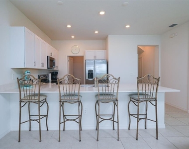 10059 Trumpet Honeysuckle Way - Photo Thumbnail 16