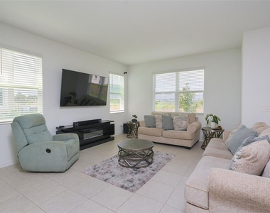 10059 Trumpet Honeysuckle Way - Photo Thumbnail 10
