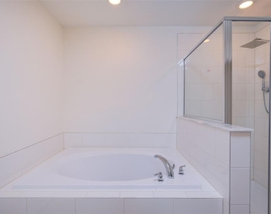 10059 Trumpet Honeysuckle Way - Photo Thumbnail 34