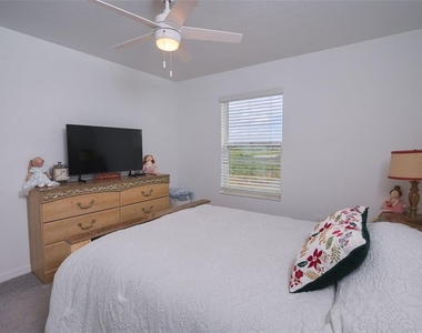 10059 Trumpet Honeysuckle Way - Photo Thumbnail 27