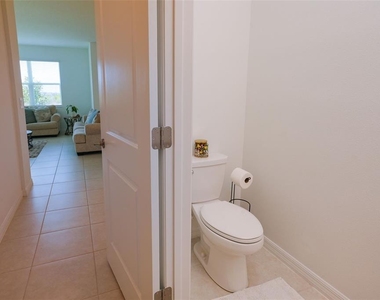 10059 Trumpet Honeysuckle Way - Photo Thumbnail 22