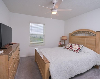 10059 Trumpet Honeysuckle Way - Photo Thumbnail 28