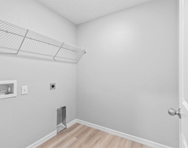 9972 Mesic Woods Avenue - Photo Thumbnail 9