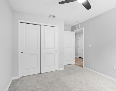 9972 Mesic Woods Avenue - Photo Thumbnail 12