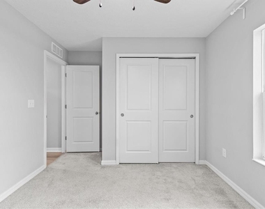 9972 Mesic Woods Avenue - Photo Thumbnail 16