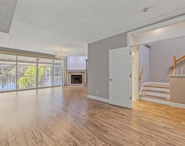 1626 Lago Vista Boulevard - Photo Thumbnail 17