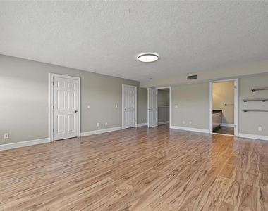 1626 Lago Vista Boulevard - Photo Thumbnail 28