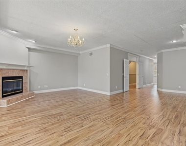 1626 Lago Vista Boulevard - Photo Thumbnail 18
