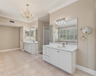 1626 Lago Vista Boulevard - Photo Thumbnail 15