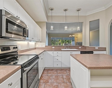 1626 Lago Vista Boulevard - Photo Thumbnail 8