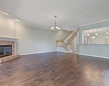1626 Lago Vista Boulevard - Photo Thumbnail 6