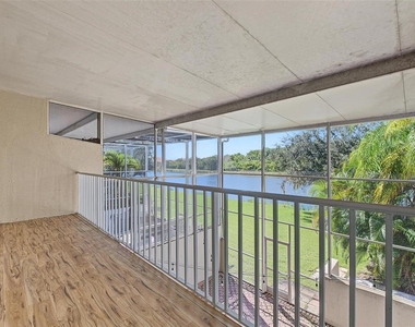 1626 Lago Vista Boulevard - Photo Thumbnail 20