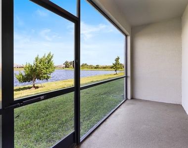 15171 Sunny Day Drive - Photo Thumbnail 4