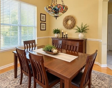 2724 Willowcreek Drive - Photo Thumbnail 4