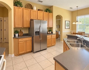 2724 Willowcreek Drive - Photo Thumbnail 2