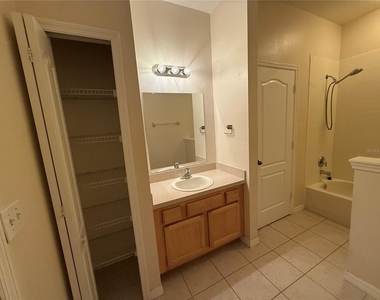 10730 Savannah Wood Court - Photo Thumbnail 19