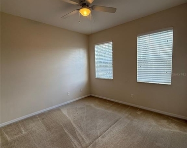 10730 Savannah Wood Court - Photo Thumbnail 6