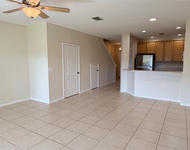 10730 Savannah Wood Court - Photo Thumbnail 8