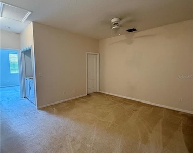 10730 Savannah Wood Court - Photo Thumbnail 14