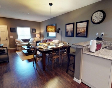3203 Gold Lane - Photo Thumbnail 7