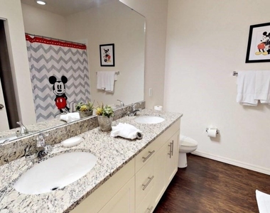 3203 Gold Lane - Photo Thumbnail 16