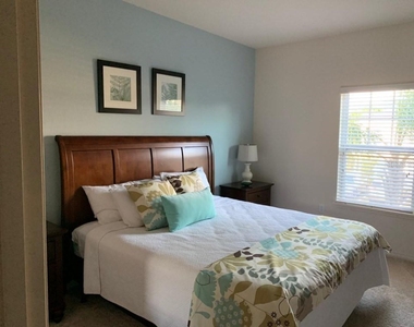 3203 Gold Lane - Photo Thumbnail 10
