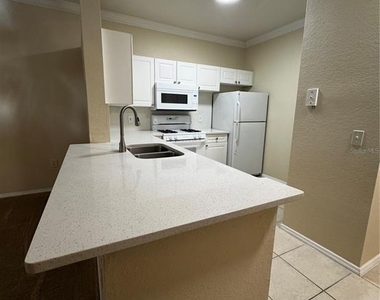 3379 S Kirkman Road - Photo Thumbnail 4