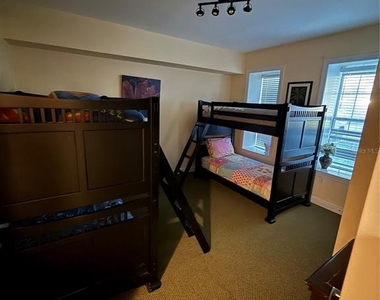 7703 Heritage Crossing Way - Photo Thumbnail 10