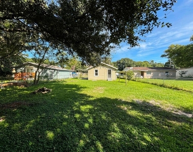 2505 Golfview Street - Photo Thumbnail 18