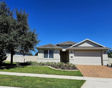 465 Bellissimo Place - Photo Thumbnail 2
