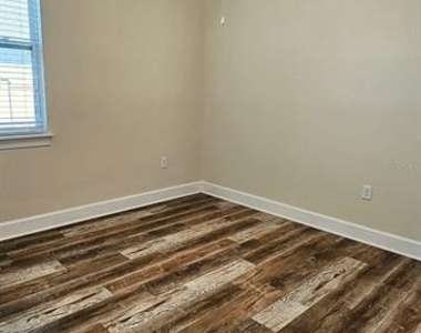 465 Bellissimo Place - Photo Thumbnail 51