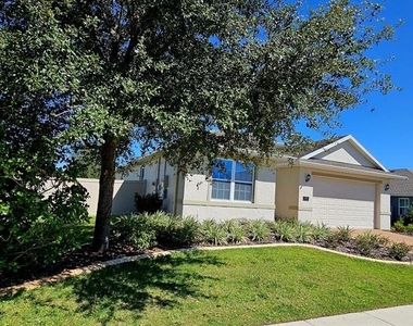 465 Bellissimo Place - Photo Thumbnail 3