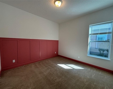 6969 Arnoldson Street - Photo Thumbnail 8