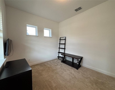 6969 Arnoldson Street - Photo Thumbnail 2