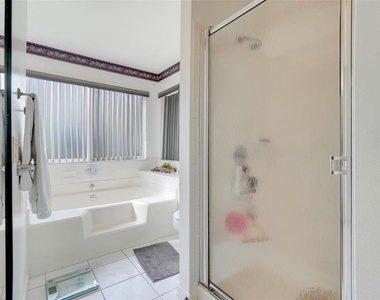918 Dundee Circle - Photo Thumbnail 25