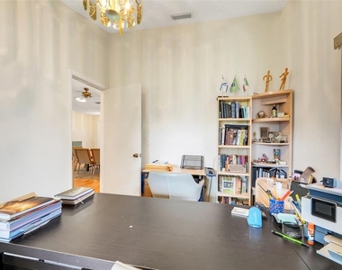 918 Dundee Circle - Photo Thumbnail 20