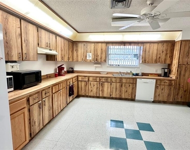918 Dundee Circle - Photo Thumbnail 46