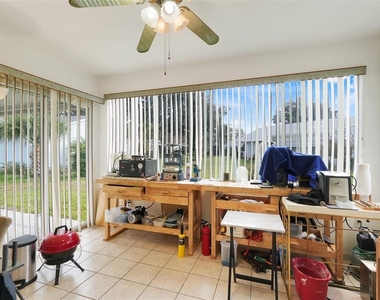 918 Dundee Circle - Photo Thumbnail 30