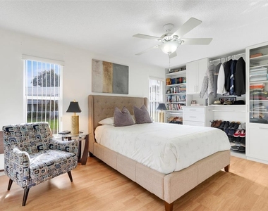 918 Dundee Circle - Photo Thumbnail 23
