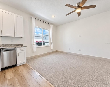 724 Ellwood Avenue - Photo Thumbnail 4