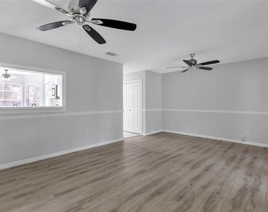 2037 Waterleaf Street - Photo Thumbnail 12